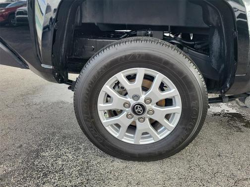 2025 Toyota Tacoma SR