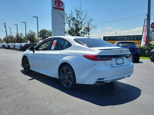 Wind Chill Pearl 2026 Toyota Camry XSE