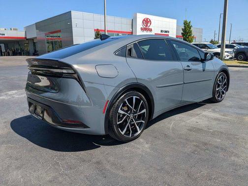 2024 Toyota Prius Prime SE