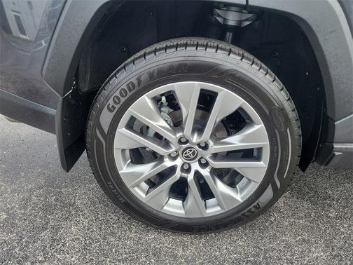 2023 Toyota RAV4 Limited