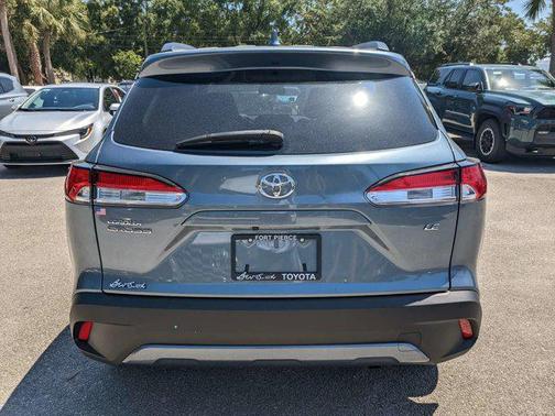 2023 Toyota Corolla Cross LE