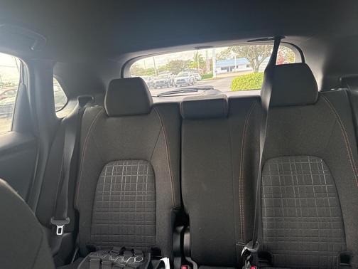 2025 Honda HR-V 2WD Sport