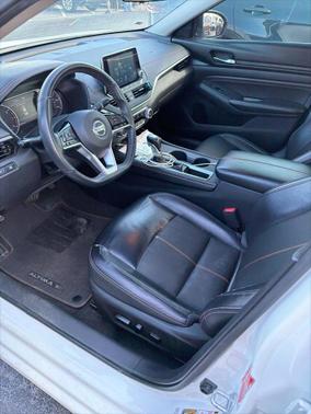 2021 Nissan Altima SR FWD