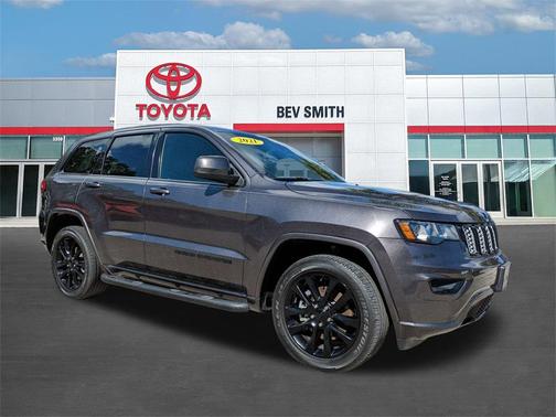 2021 Jeep Grand Cherokee Laredo