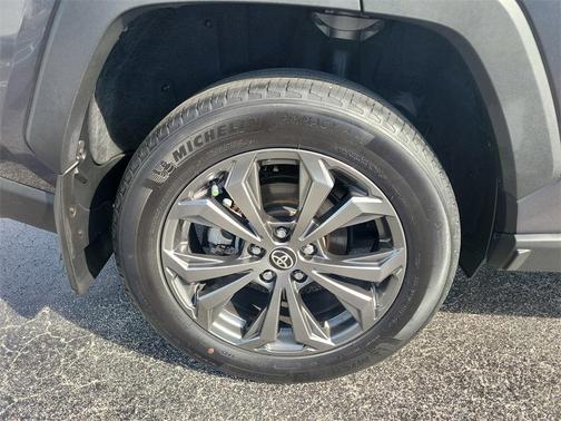 2024 Toyota RAV4 Hybrid XLE Premium