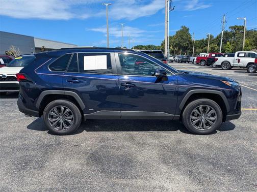 2024 Toyota RAV4 Hybrid XLE Premium