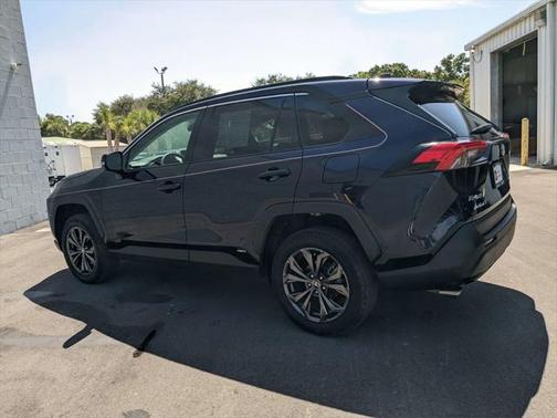 2024 Toyota RAV4 Hybrid XLE Premium