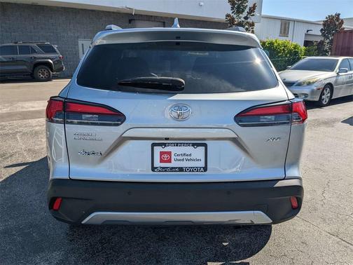 2022 Toyota Corolla Cross XLE