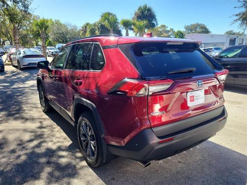 2024 Toyota RAV4 Hybrid XLE Premium