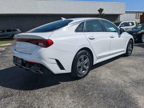 2024 Kia K5 LXS