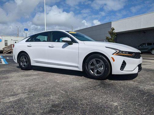 2024 Kia K5 LXS