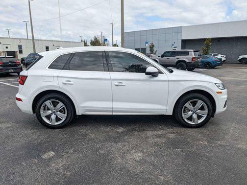 2019 Audi Q5 45 Premium