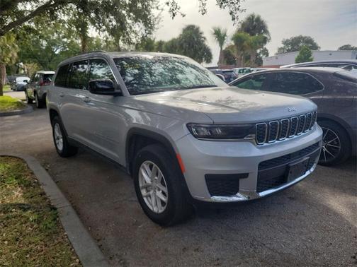 2023 Jeep Grand Cherokee L Laredo