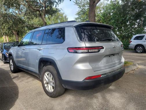 2023 Jeep Grand Cherokee L Laredo