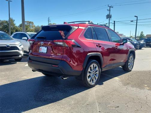 2025 Toyota RAV4 XLE Premium