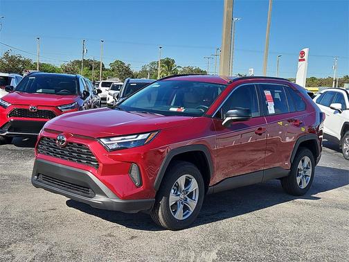 2025 Toyota RAV4 Hybrid LE