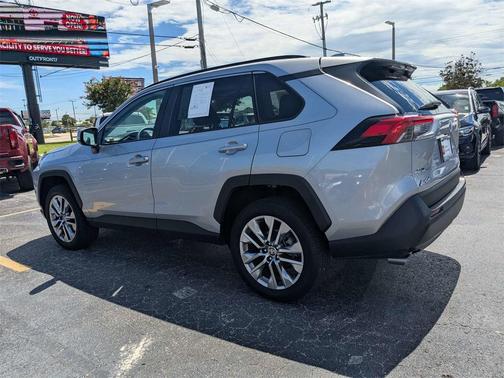 2024 Toyota RAV4 XLE Premium