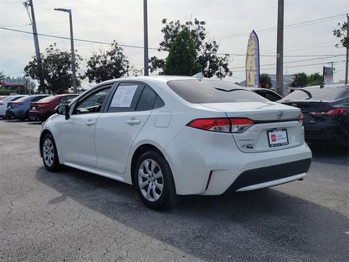 2021 Toyota Corolla LE