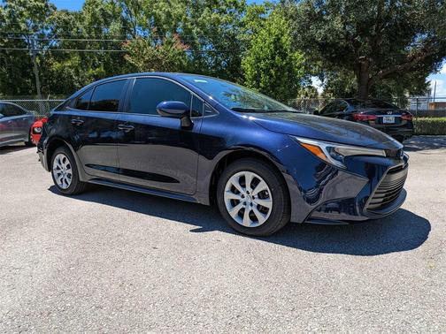 2025 Toyota Corolla Hybrid LE