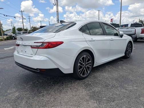 2025 Toyota Camry XLE