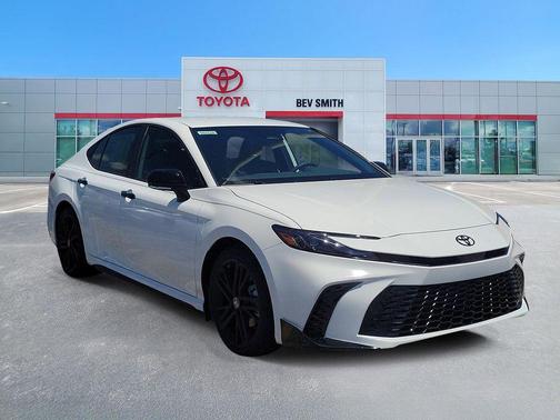 Ice Cap 2026 Toyota Camry Nightshade