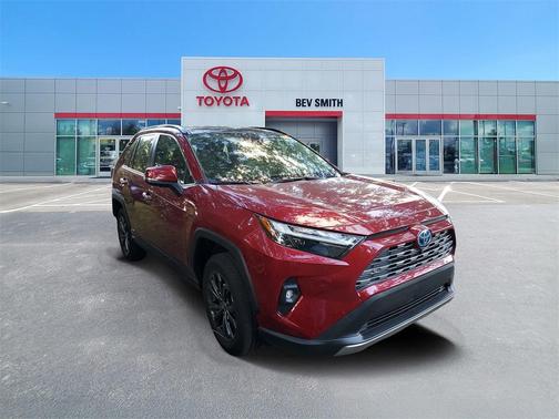 2024 Toyota RAV4 Hybrid SE