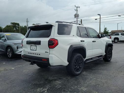 Ice Cap 2026 Toyota 4Runner SR5