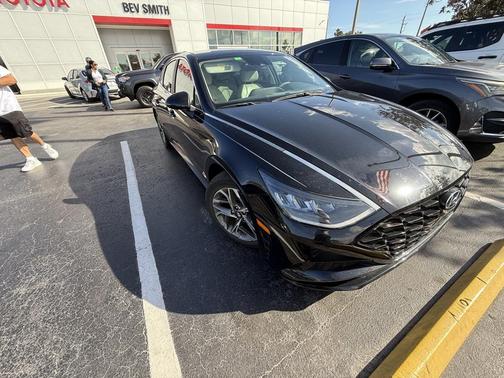 2021 Hyundai SONATA SEL