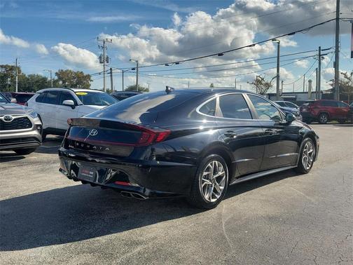 2021 Hyundai SONATA SEL