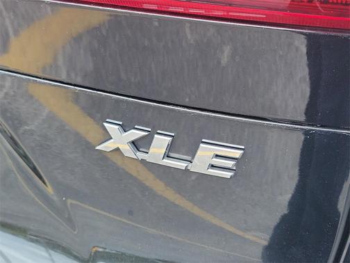 2023 Toyota Venza XLE