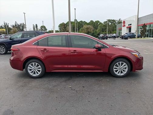 2025 Toyota Corolla Hybrid XLE