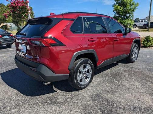 2024 Toyota RAV4 Hybrid LE
