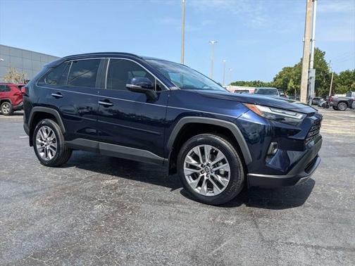 2022 Toyota RAV4 Limited