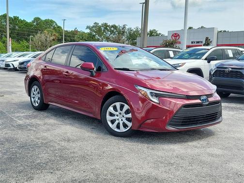 2025 Toyota Corolla Hybrid LE
