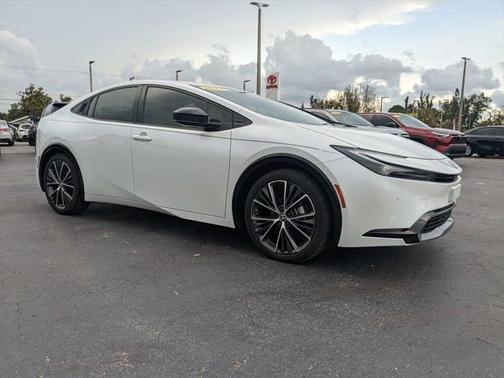 2023 Toyota Prius XLE