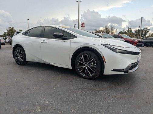 2023 Toyota Prius XLE