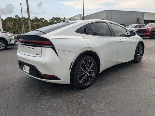 2023 Toyota Prius XLE