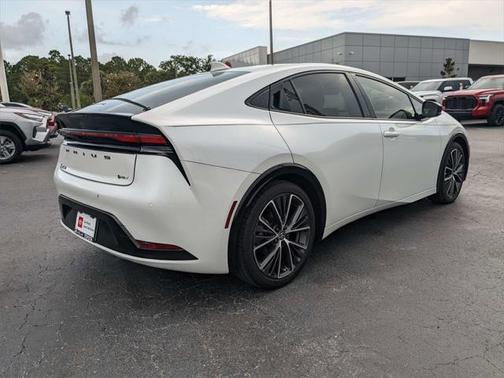 2023 Toyota Prius XLE