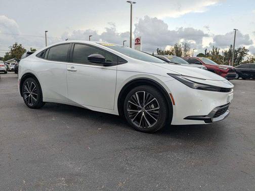 2023 Toyota Prius XLE