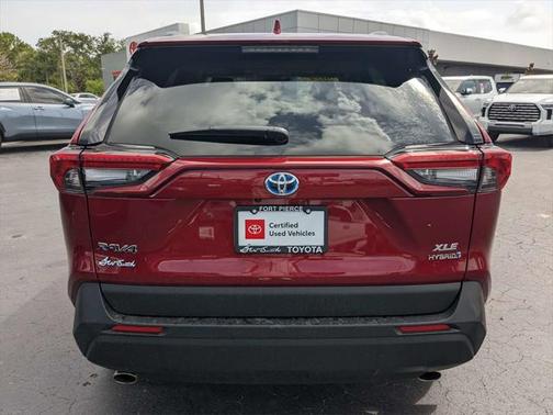2024 Toyota RAV4 Hybrid XLE Premium