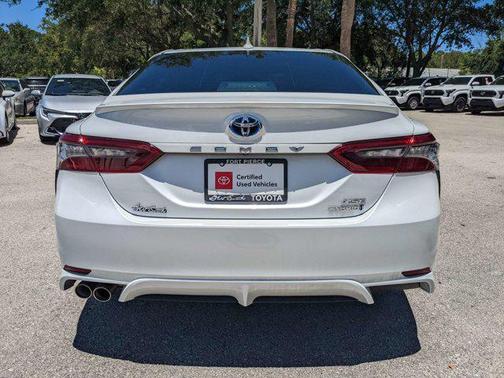 2024 Toyota Camry Hybrid SE