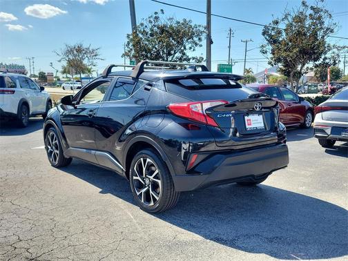 2021 Toyota C-HR XLE