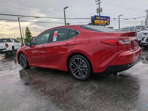 2025 Toyota Camry XLE