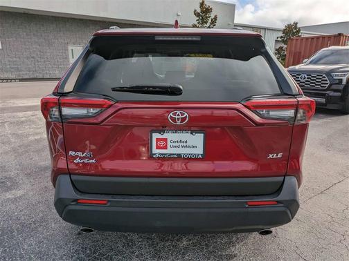 2023 Toyota RAV4 XLE Premium