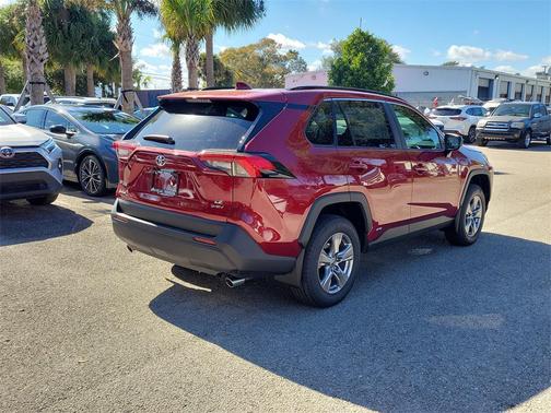 2025 Toyota RAV4 Hybrid LE