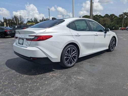 2025 Toyota Camry XLE