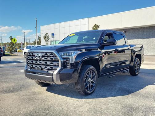 2023 Toyota Tundra Platinum