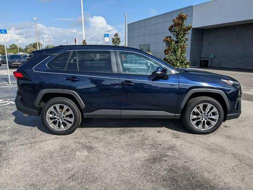 2024 Toyota RAV4 XLE Premium
