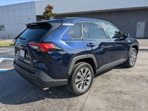 2024 Toyota RAV4 XLE Premium