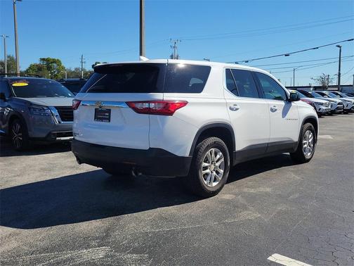 2021 Chevrolet Traverse LS